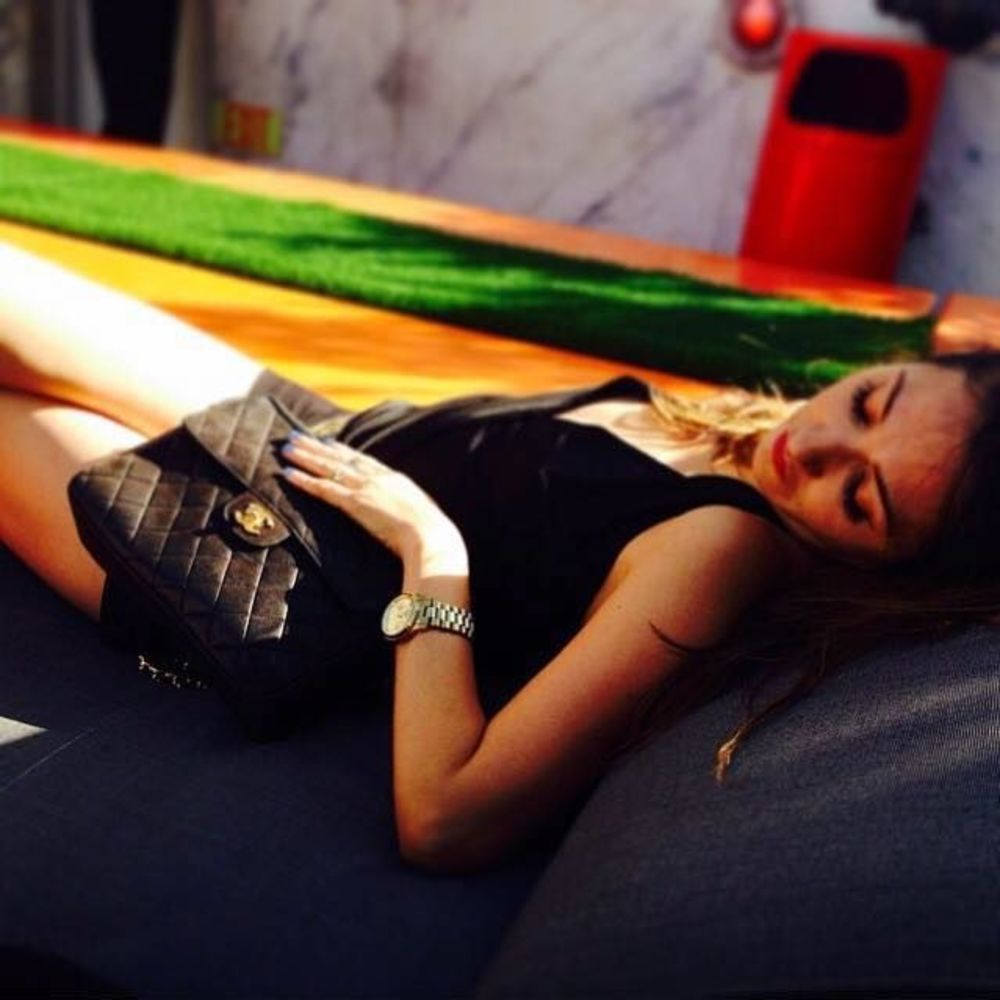 Meet your Posher, Clarissa